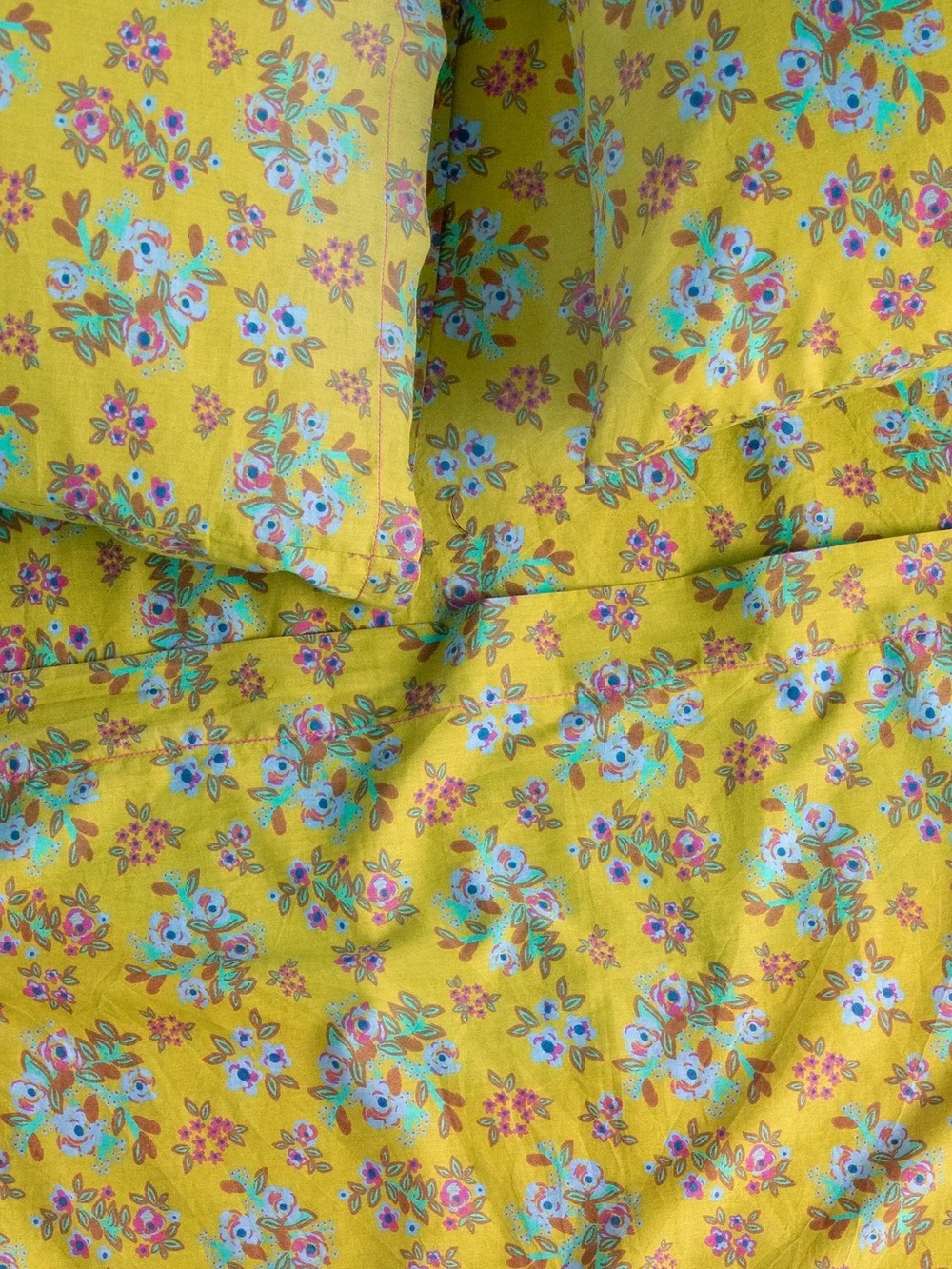 Bright Yellow Floral Cotton Sheet Set with Multicolor Bouquet Print